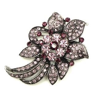 Vintage Brooch Flower Bouquet Ribbons Lavender Purple Rhinestone Silver Tone